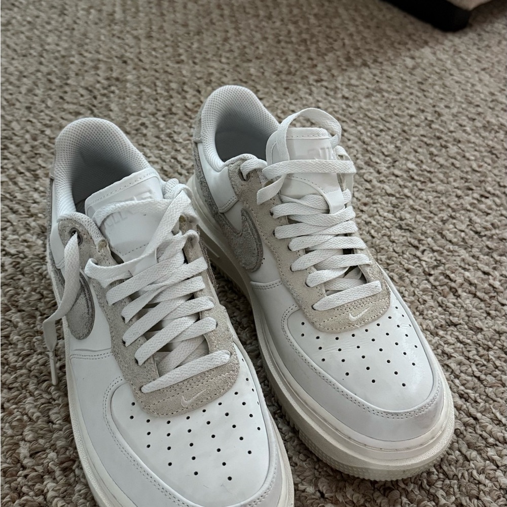 Nike White and Gray Men's Sneakers